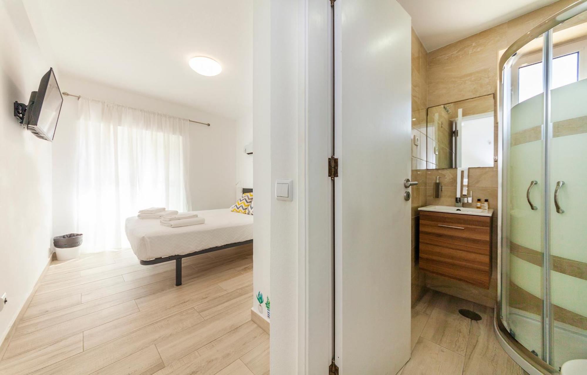 M - Martin & Tomas Guesthouse 拉哥斯 客房 照片